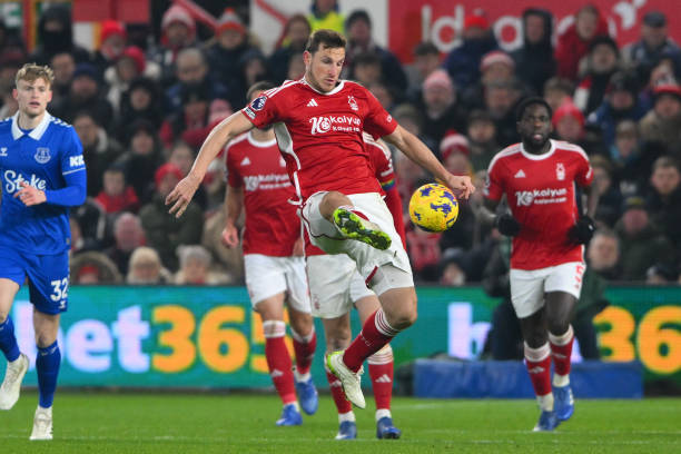 上保持竞争 上保持竞争