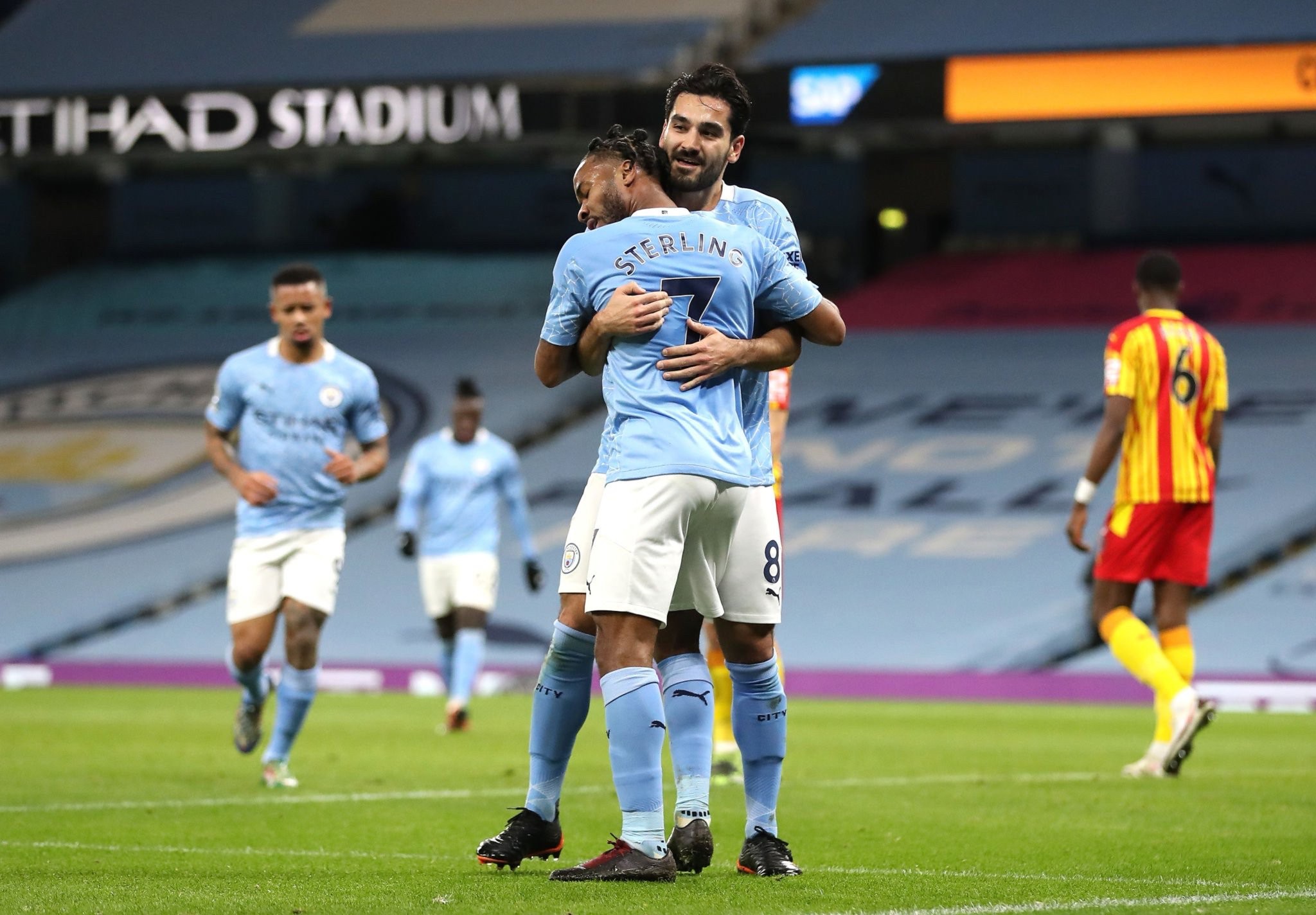 但亲吻冰面 但亲吻冰面